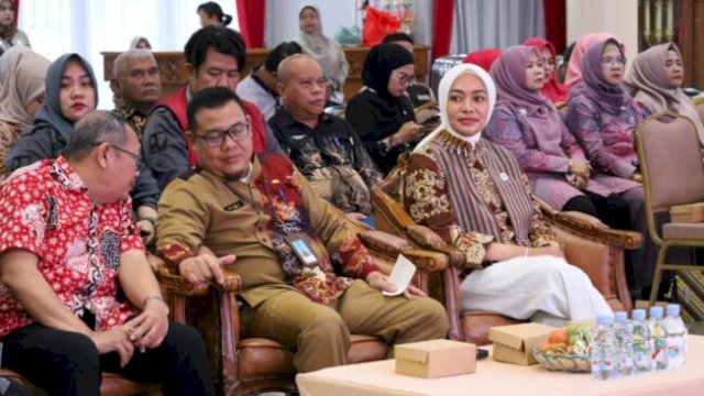 Kepala DPMD Kukar, Arianto menghadiri Sosialisasi dan Peningkatan Kapasitas Pembina Posyandu se kabupaten Kukar. [IST]