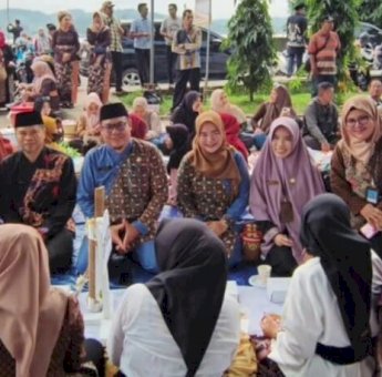 DPMD Kukar Tekankan Pentingnya Beseprah Sebagai Wadah Penguatan Nilai Kebersamaan dan Budaya Daerah