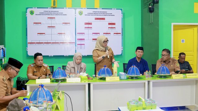 Ket: Bupati Barru, Andi Ina Kartika Sari