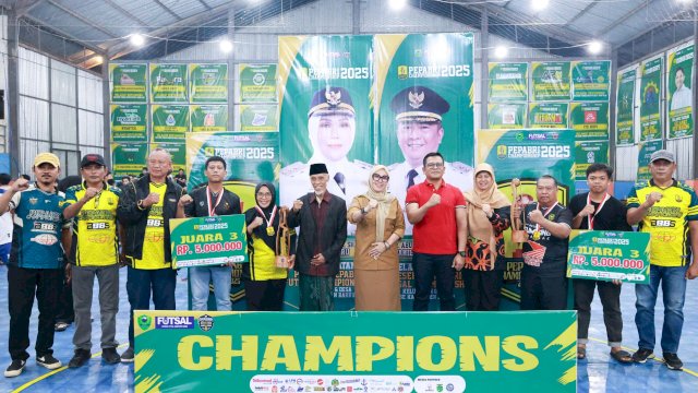 Ket: Bupati Barru, Andi Ina Kartika Sari