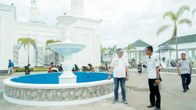 Ket: Wakil Bupati Barru, Abustan A Bintang