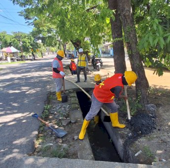 Bupati Barru Instruksikan PUPR Gerak Cepat Tangani Titik Genangan, Pastikan Aliran Air Kembali Lancar
