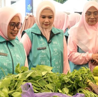 Ketua Tim Penggerak PKK Parepare Dorong UMKM Manfaatkan Digital Marketing melalui Tani Smart Market