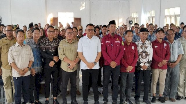 Peluncuran Program SPES Serta Penyerahan Surat Tanda Daftar Budidaya (STDB) di Kembang Janggut. [IST]