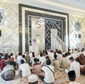Masjid Zam Zam Center Gelar Jumat Perdana dan Jadi Ikon Religi Baru Barru
