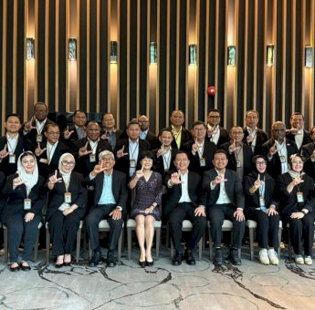 Bupati Barru Ikuti Program Kepemimpinan di Singapura untuk Perkuat Daya Saing Daerah