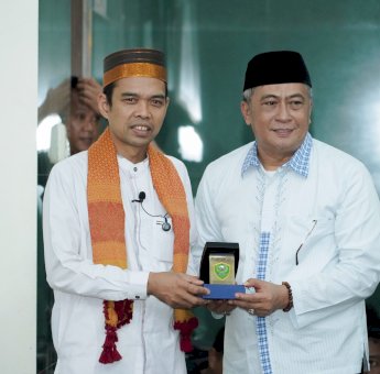 Abustan Sebut Kehadiran UAS sebagai Hari Berkah bagi Masyarakat Barru