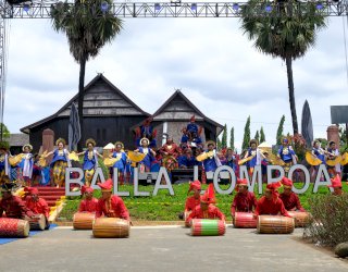 Pemkab Gowa Dapat Bantuan Pembangunan Rp500 Miliar dari Pemprov Sulsel di Puncak HJG