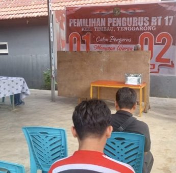DPMD Kukar Kawal Pemilihan Pengurus RT di Kelurahan Timbau Sesuai Regulasi