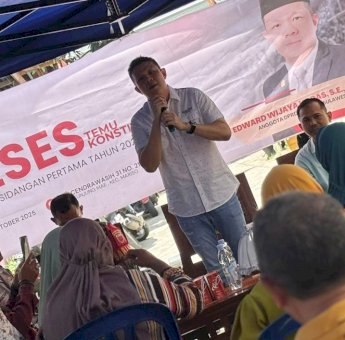 Edward Horas Terima Aspirasi Warga Mariso Soal Perbaikan Drainase dan Masalah Stunting