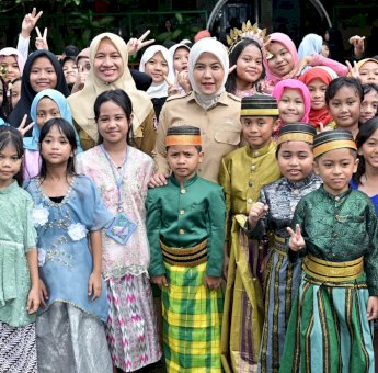 Wakil Wali Kota Makassar Refleksikan Peran Guru pada Upacara HGN dan HUT ke-80 PGRI