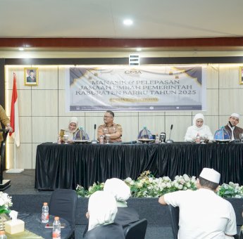 Lepas 50 Jamaah Umrah, Wakil Bupati Barru Abustan A. Bintang Beri Pesan Khusus