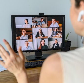 Jaringan Internet Stabil dan Kuat, Aktivitas di Ruang Online Kian Produktif