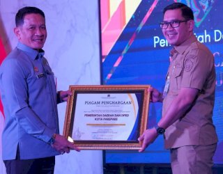 Parepare Raih Dua Penghargaan Prestisius dari Kemenkumham Sulsel, Terbaik Perencanaan Perda dan Tercepat Bentuk Posbakum