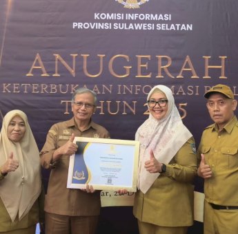 Terima Penghargaan KIP, Pemkab Gowa Ciptakan Keterbukaan Pelayanan Informasi Publik