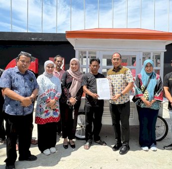 Dukung UMKM, Pemkot Makassar Gelontorkan 80 Fasilitas Gerobak untuk Pedagang Pisang Epe