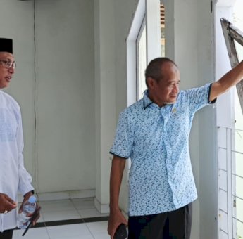 Sambangi SMAN 3 Makassar Saat Pengawasan, Kadir Halid Tampung Aspirasi Guru dan Pantau Fasilitas Sekolah