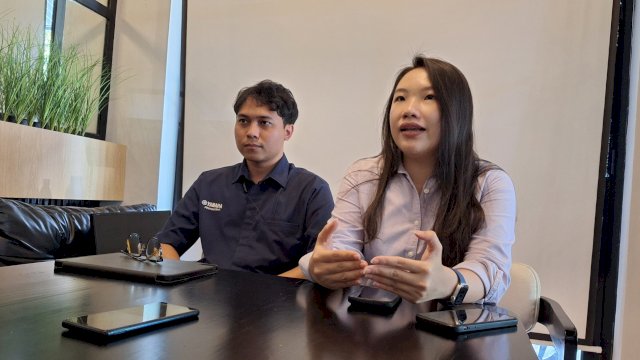 Manager Promosi PT Suracojaya Abadimotor (SJAM), Sintya Conarta (kanan). (Foto: Istimewa)