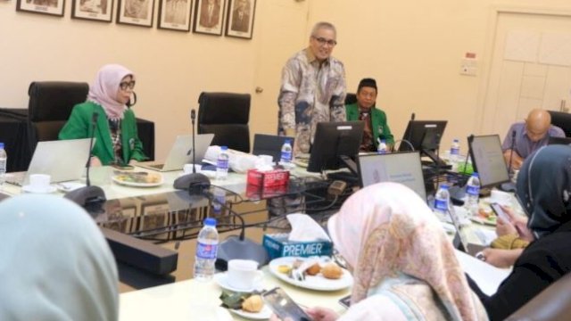 Tim PKM Universitas Muslim Indonesia (UMI) saat berkunjung ke Institut Terjemahan dan Buku Malaysia (ITBM), Wisma ITBM, Wangsa Maju, Kuala Lumpur, beberapa waktu lalu. (Foto: Istimewa)
