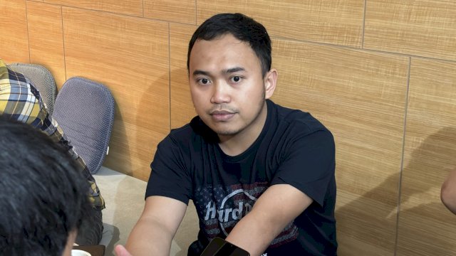 Ketua DPW PPP Sulsel, Imam Fauzan Amir Uskara saat menggelar konferensi pers di Makassar, Jumat (19/12/2025). (Foto: Istimewa)