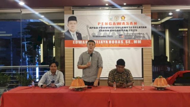 Anggota DPRD Sulsel, Edward Wijaya Horas saat melaksanakan kegiatan pengawasan APBD di Jalan Sultan Hasanuddin, Kelurahan Baru, Kecamatan Ujung Pandang, Kota Makassar, Senin (15/12/2025). (Foto: Istimewa)