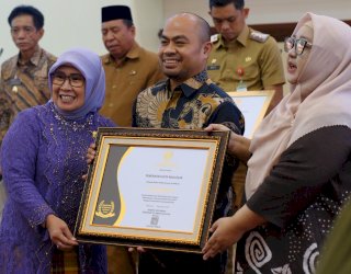 Raih Predikat Informatif, Komitmen Transparansi&nbsp; Diskominfo Makassar Berbuah Hasil