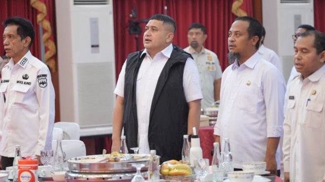 Wali Kota Makassar, Munafri Arifuddin saat menghadiri pengumuman resmi kenaikan UMP dan UMK Tahun 2026 di Baruga Asta Cita, Rumah Jabatan Gubernur Sulawesi Selatan, Rabu (24/12/2025). (Foto: Istimewa)
