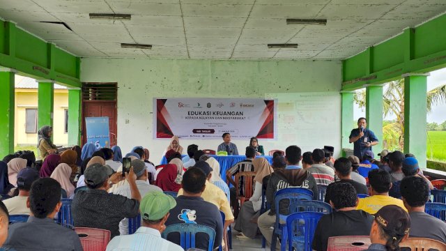 OJK Sulselbar dan Pemkab Takalar menggelar Edukasi Keuangan dengan menyasar kelompok petani, nelayan, hingga masyarakat umum. (Dok. OJK Sulselbar) 