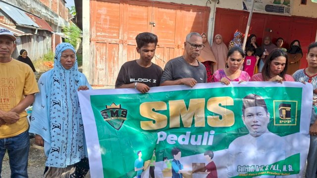 Wakil Ketua DPRD Sulawesi Selatan, Sufriadi Arif menyampaikan keprihatinannya atas musibah kebakaran yang terjadi di Desa Sempangnge, Kecamatan Tanasitolo, Kabupaten Wajo, Minggu (4/1/2026). (Foto: Istimewa)