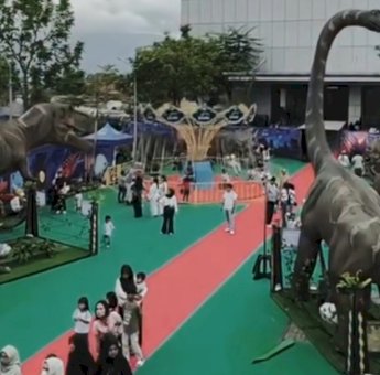 Pertama Kali di Parepare, Dino Planet Suguhkan Wisata Keluarga dan Tawarkan Pengalaman Edukasi Dinosaurus