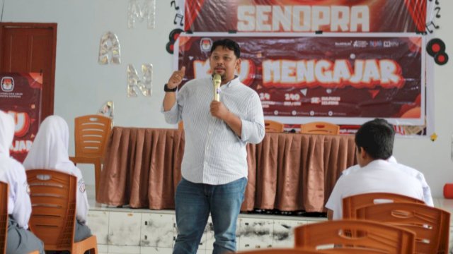 KPU Soppeng melaksanakan program KPU Mengajar di Aula SMAN 4 Soppeng, Kecamatan Lalabata, Soppeng, Selasa (20/1/2026). (Foto: Istimewa)