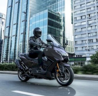 Kado Spesial Awal 2026, Yamaha Resmi Jual Skutik Premium Legendaris TMAX di Indonesia