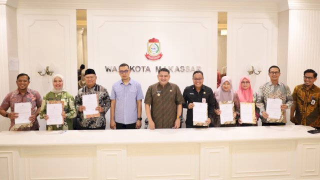 Wali Kota Makassar, Munafri Arifuddin bersama seluruh kepala perangkat daerah lingkup Pemerintah Kota Makassar di Ruang Bilateral Balaikota, Makassar, Jumat (30/1/2026). (Foto: Istimewa)