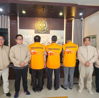 OJK Serahkan Tersangka Tindak Pidana Perdagangan Saham PT Swat