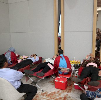 OJK Sulselbar Bersama FKIJK Gelar Aksi Kemanusiaan Lewat Program Donor Darah