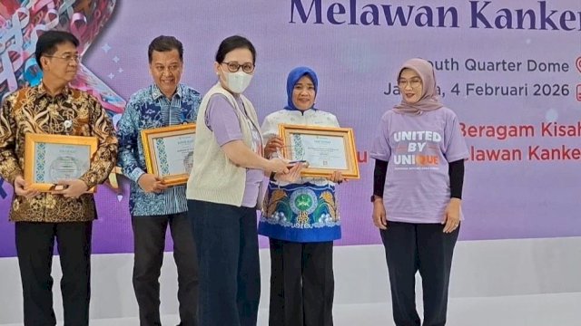 Kabupaten Sidrap menyabet penghargaan Kementerian Kesehatan RI sebagai wilayah dengan capaian terbaik nasional dalam pelaksanaan pemeriksaan DNA HPV untuk deteksi dini kanker serviks tahun 2025. (Foto: Istimewa)