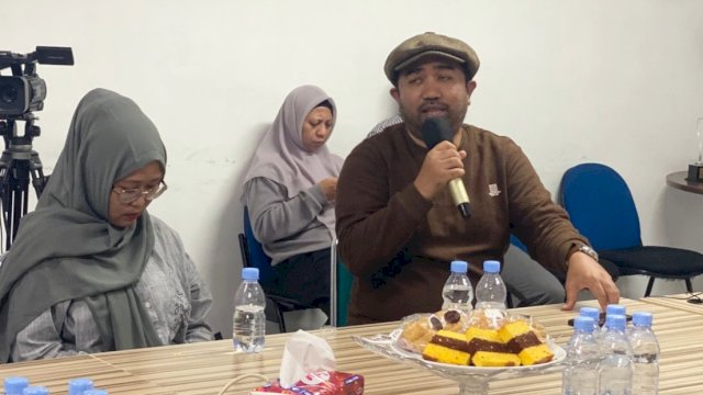 Dekan FISIP Universitas Muhammadiyah Makassar, Dr Andi Luhur Prianto saat menjadi narasumber dalam dialog publik dengan tema "Membaca Soppeng Kontemporer: Sebuah Refleksi Publik" di Makassar, Selasa (10/2/2026). (Foto: Istimewa)