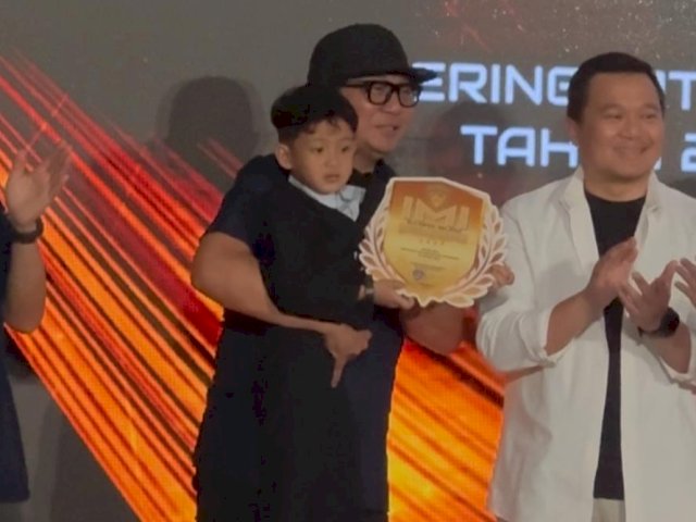 Rusdi Masse Serahkan Penghargaan IMI Awards 2025, Dari Pembalap Cilik hingga Penghormatan untuk Awhin Sanjaya