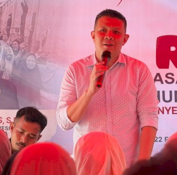 Edward Horas Reses di Ujung Pandang Baru, Warga Curhat Soal Pengelolaan Sampah