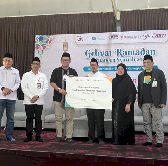OJK Sulselbar Perkuat Literasi dan Inklusi Keuangan Syariah ke Generasi Muda di Maros