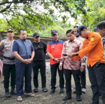 Wali Kota Parepare Tinjau Pencarian Pelajar Hilang di Pantai Lumpue