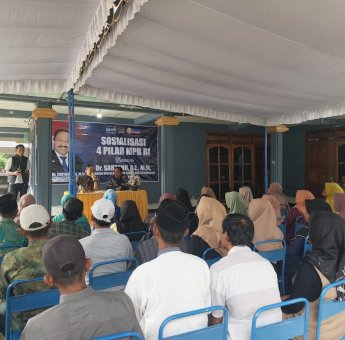 Sosialisasi 4 Pilar Kebangsaan di Desa Josari, Sartono Serahkan Bantuan Sembako dan Sarana Desa