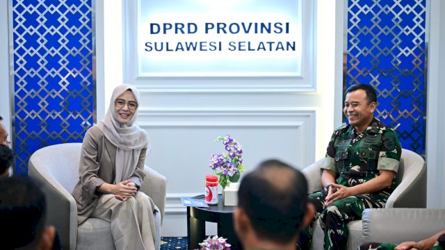 Ketua DPRD Sulsel, Andi Rachmatika Dewi, menerima kunjungan Komando Daerah TNI Angkatan Udara (Kodau) II yang dipimpin Marsda TNI M Untung Suropati, di Kantor Sementara DPRD Sulsel, Gedung Bina Marga, Jalan AP Pettarani, Makassar, Senin (2/3/2026). (Foto: Istimewa)