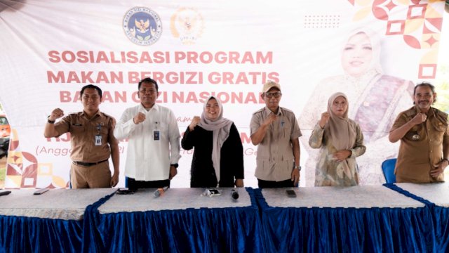 Sosialisasi Program Makan Bergizi Gratis (MBG) yang digelar bersama mitra kerja terkait di Pantai Tabanio, Kecamatan Takisung, Kabupaten Tanah Laut, Senin (2/3/2026). (Foto: Istimewa)