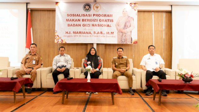 Anggota Komisi IX DPR RI, Mariana saat melakukan sosialisasi program Makan Bergizi Gratis di Hotel TreePark, Banjarmasin Selatan, Kota Banjarmasin, Selasa (3/3/2026). (Foto: Istimewa)
