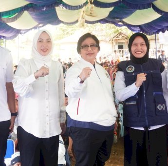 Sosialisasi Program MBG di Peninjauan, Irma Suryani Titipkan Harapan untuk Warga OKU