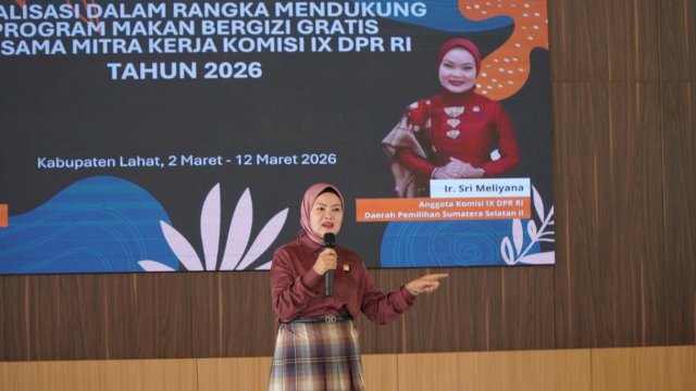 Anggota Komisi IX DPR RI, Sri Meliyana menggelar kegiatan sosialisasi program MBG bersama mitra kerja Badan Gizi Nasional (BGN) di Gedung Pendopoan Kabupaten Lahat, Kamis (12/3/2026). (Foto: Istimewa)