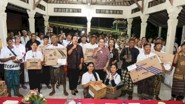 Sosialisasi program MBG yang digelar di Wantilan Pura Dalem Manik Gunung, Desa Selan Bawak, Kecamatan Marga, Kabupaten Tabanan, Bali, Minggu (8/3/2026). (Foto: Istimewa)