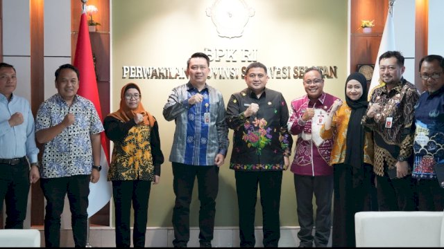 Wali Kota Makassar, Munafri Arifuddin saat menyerahkan LKPD tahun anggaran 2025 di Kantor BPK RI Perwakilan Sulawesi Selatan, Jalan AP Pettarani, Makassar, Kamis (26/3/2026). (Foto: Istimewa)