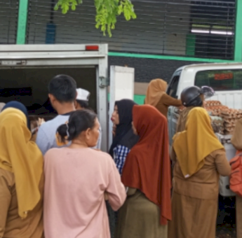 Pasar Murah Pemkot Parepare di Lompoe Diserbu Warga, Harga Lebih Terjangkau